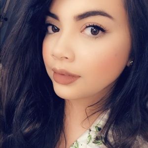 Meet your Posher, Karina